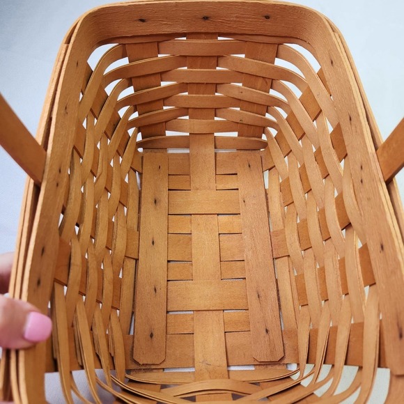 Vintage 2000 Longaberger Woven Rectangular Picnic Basket With Handle Brown - Picture 7 of 11